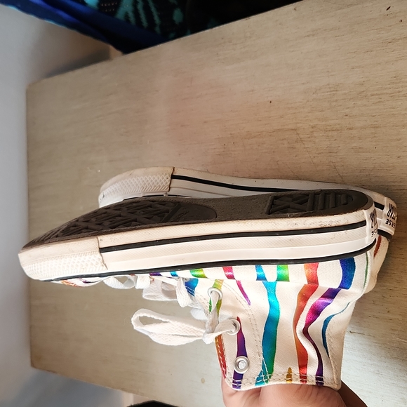 Like New Converse runners - Picture 7 of 8